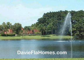 Ridgewood at Pine Island Ridge in Davie Florida